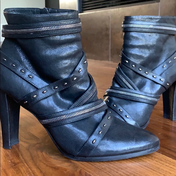 Stuart Weitzman Black Booties- Hardly worn. - Picture 1 of 5